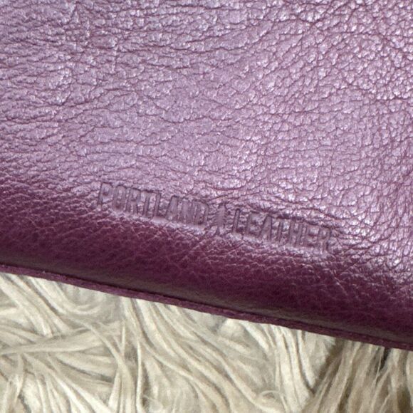 Portland leather goods small Naomi bag in plum - Picture 4 of 8